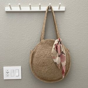 Large Round Jute Shoulder Bag Tote, Lined. On Trend Summer Fall Boho Fes…